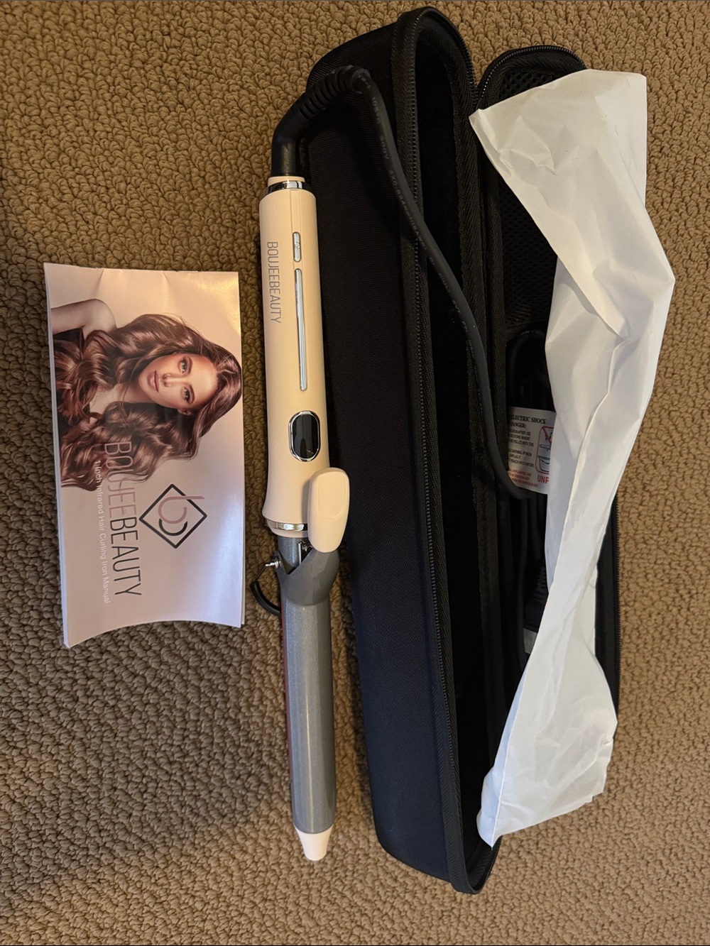 Boujee Beauty 1 inch Ceramic Curling Wand in Cream and Silver